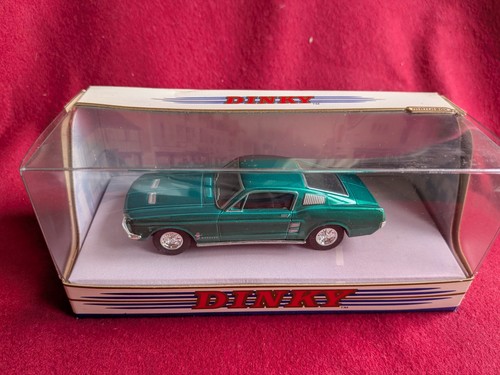 Dinky ford - dinky, (matchbox)