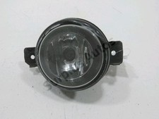 ANTIBROUILLARD AVANT DROIT