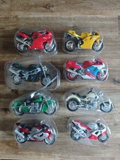 Lot motos miniatures 18 - lot,