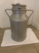 Bidon ou pot à lait en aluminium 