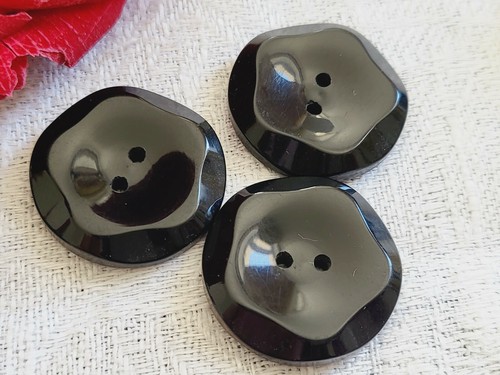 Trio boutons vintage noir
