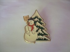 PINS  MONTAGNE NOEL  SAPIN BONHOMME DE NEIGE