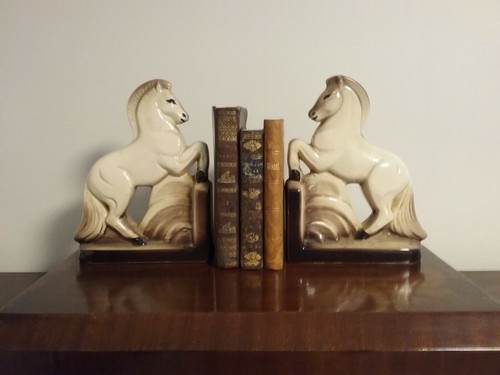Serre livres chevaux - , art