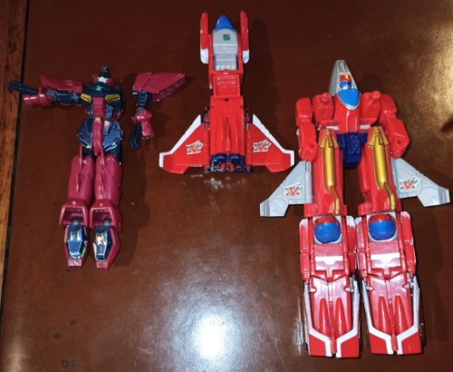 Robot transformer avion a - 2,