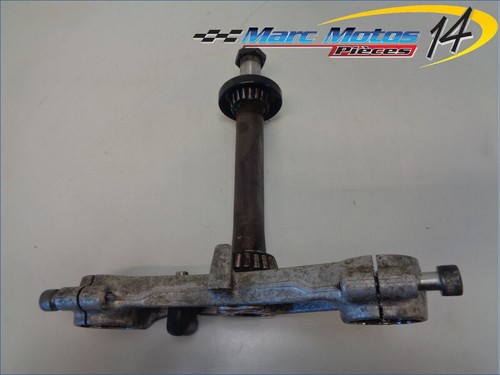 Fourche inferieur suzuki - inferieur,
