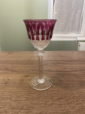 verre à veau ou vin en cristal de couleur signé Saint Louis modèle Tommy