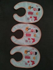 Lot de 3 bavoirs éponge