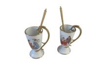 4 mazagrans porcelaine, dont 2