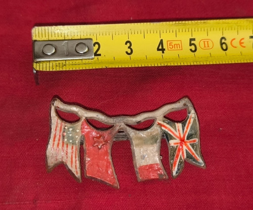 Broche drapeaux alliés 45mm - drapeaux,