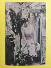 CPA Dos 1900 FRANCE FEMME LOGE