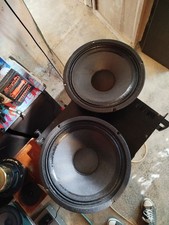 1 ou 2 Haut-parleurs Large Bande 12 " ( 31 Cm ). Celestion K12T100 . 8 ohms. 