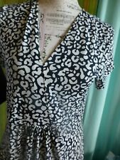 LOT +++noir/blanROBE FEMME T