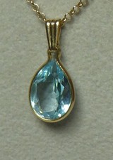 Beau pendentif sans chaîne TOPAZE sky blue 2,20 carats OR massif 14 carats