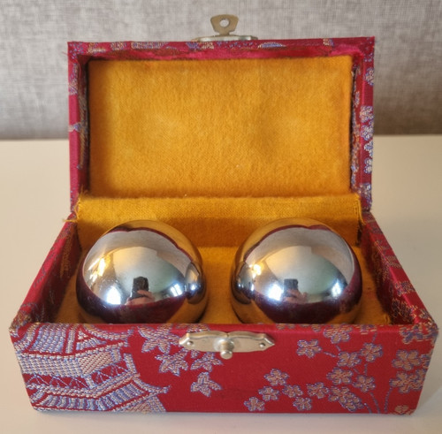Boules baoding yin - yin, en