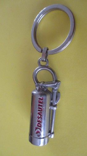 Rare porte clé - vintage, métal