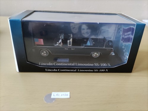 Lincoln continental limousine - lincoln,