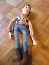 Figurine Woody parlante en anglais Toy Story