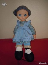 Poupée En Tissus Famosa