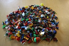 Lot Jouets montable Œuf chocolat Kinder surprise Ferrero KINDER vintage 1980 90