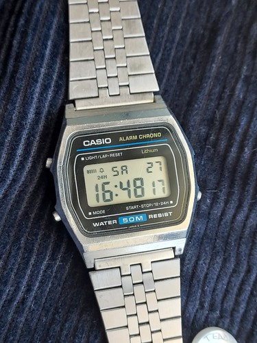 Montre casio 593 alarm - montre,
