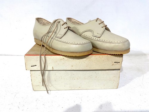 Anciennes chaussures rêve - anciennes,