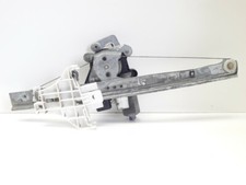 Moteur lève vitre gauche Ford Mondeo Mk III 2001 0130821773 GUST13369