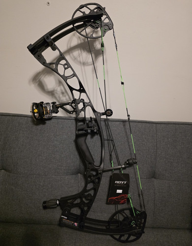 Hoyt ax2 30 inch - hoyt,