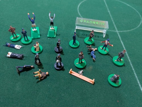 Subbuteo stadium figures - subbuteo, figures,