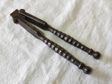 Ancien Casse noix , noisettes