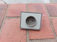 Arnould 1001 Prise 2 pôles +