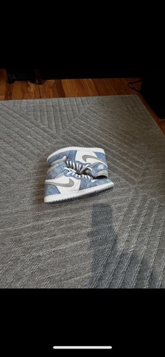 Really good condition - condition,, no