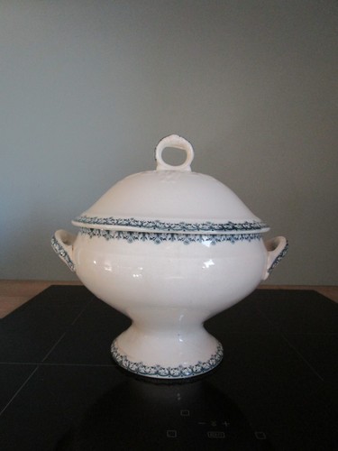 Grande soupiere ancienne - grande,