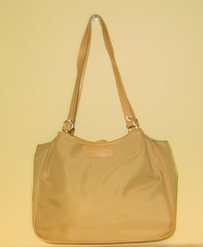 Sac neuf main - main, en