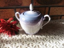 ANCIEN SUCRIER PORCELAINE VICTORIA CHINE BLEU GRIS A FACETTE H 12 CM