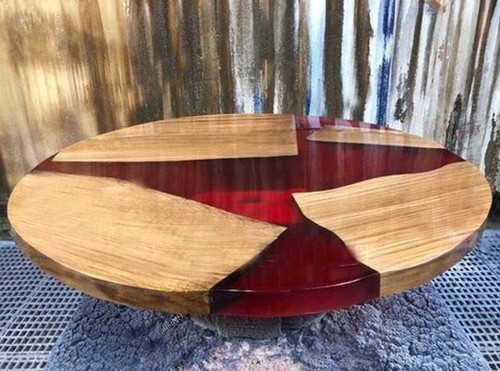 Table ronde résine - en, rouge