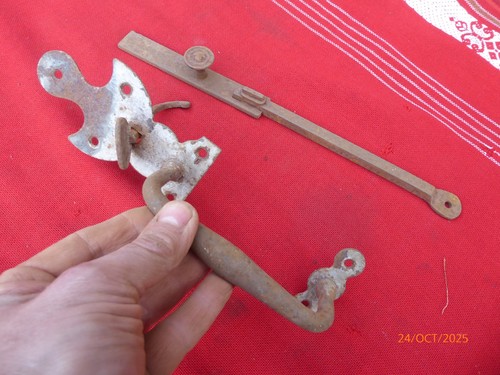 Loquet poucier fer forgé - loquet,