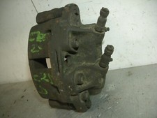 ETRIER AVANT DROIT J5 - C25 2.5 DIESEL