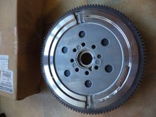 n°ac10 volant moteur bi masse