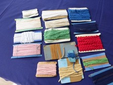 MERCERIE ANCIENNE GROS LOT CROQUET SERPENTINE 15 MODELS SUR PLAQUETTE