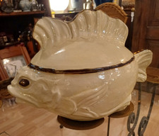 Très jolie Soupière a Bouillabaisse, Poisson en Faïence 1950, 1960