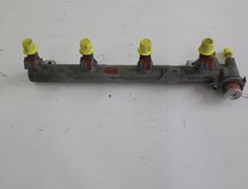 injecteur VW GOLF 4  55 kW 75 HP gasoline 81757