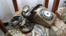 Ancien Téléphone à Cadran