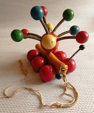 Jouet ancien en Bois Chenille à tirer -  Kouvalias, Grèce -  Années 60-70