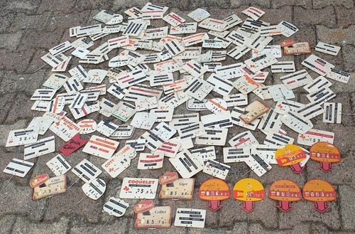 Lot plus 150 étiquettes - plus,