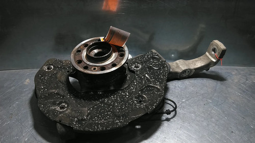 Fusee avant droite - fusee,