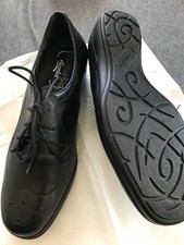 Chaussures NEUVES Noire à