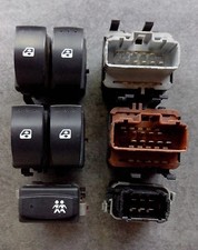 Bouton interrupteur commande leve vitre Scenic 2 avant gauche sans platine