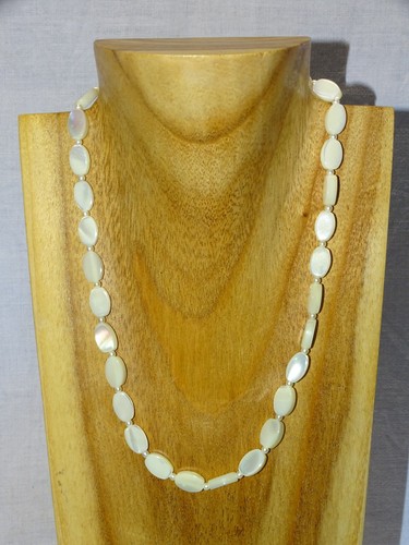 Joli ancien collier - -joli,