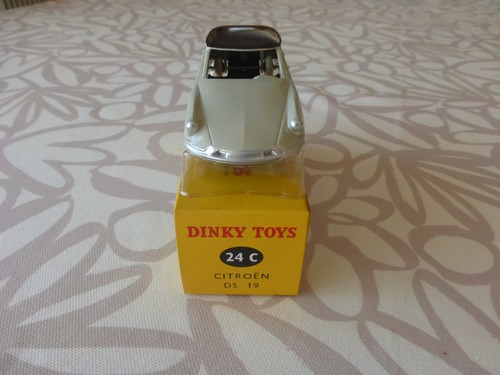 Dinky toys 24c citroën 19 - 24c,