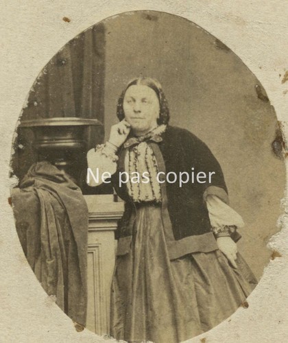 Femme vers 1860 cdv anonyme - cdv,
